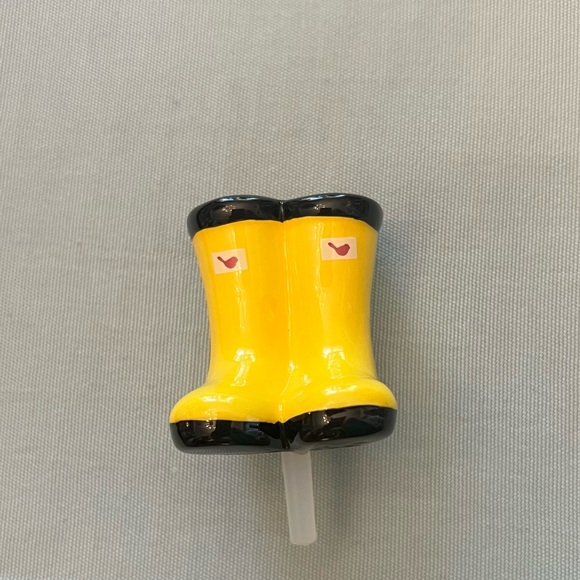 🆕 Nora Fleming Mini • Yellow Boots Jumpin Puddles St. Jude - Picture 2 of 3